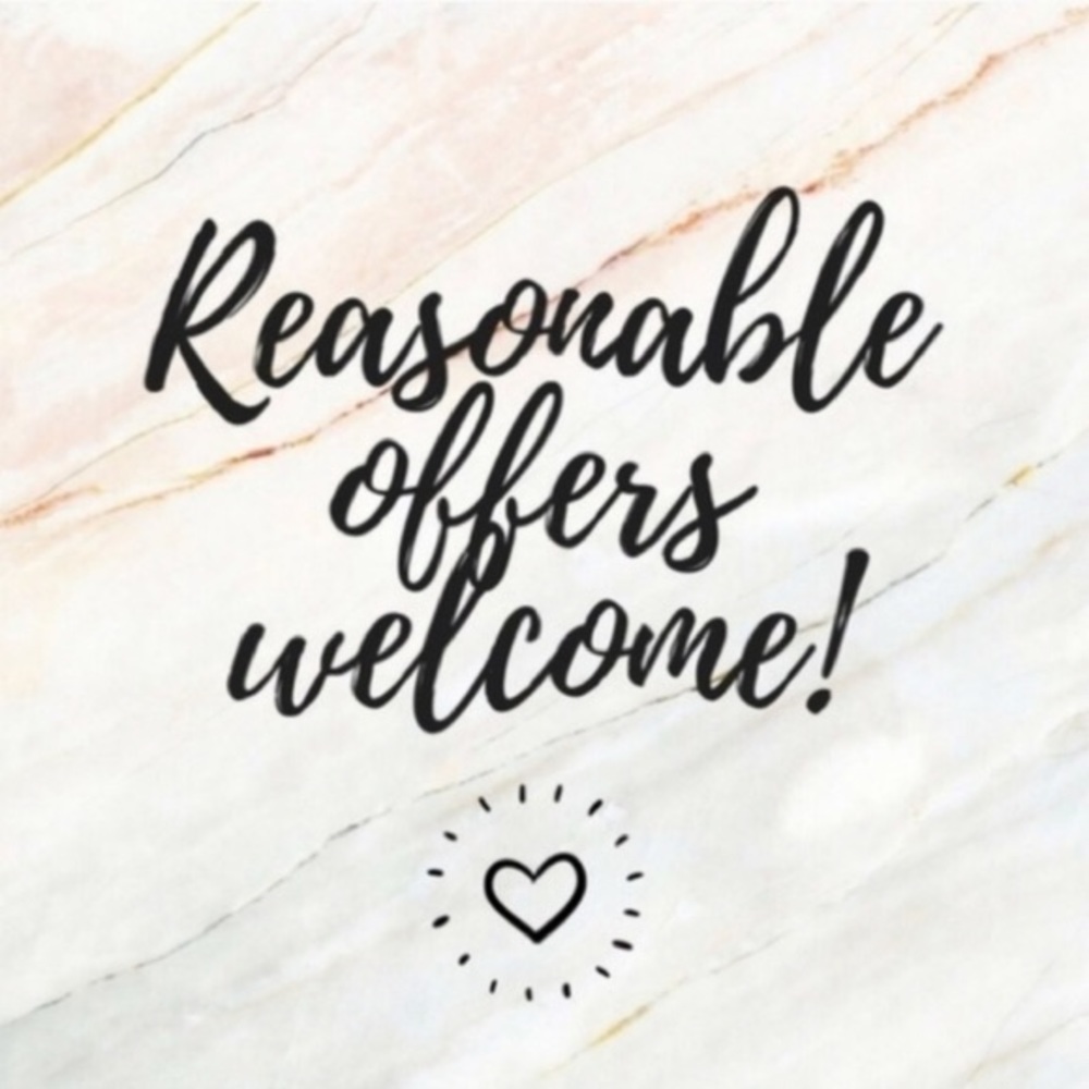 Welcome to my closet! Glad you’re here!